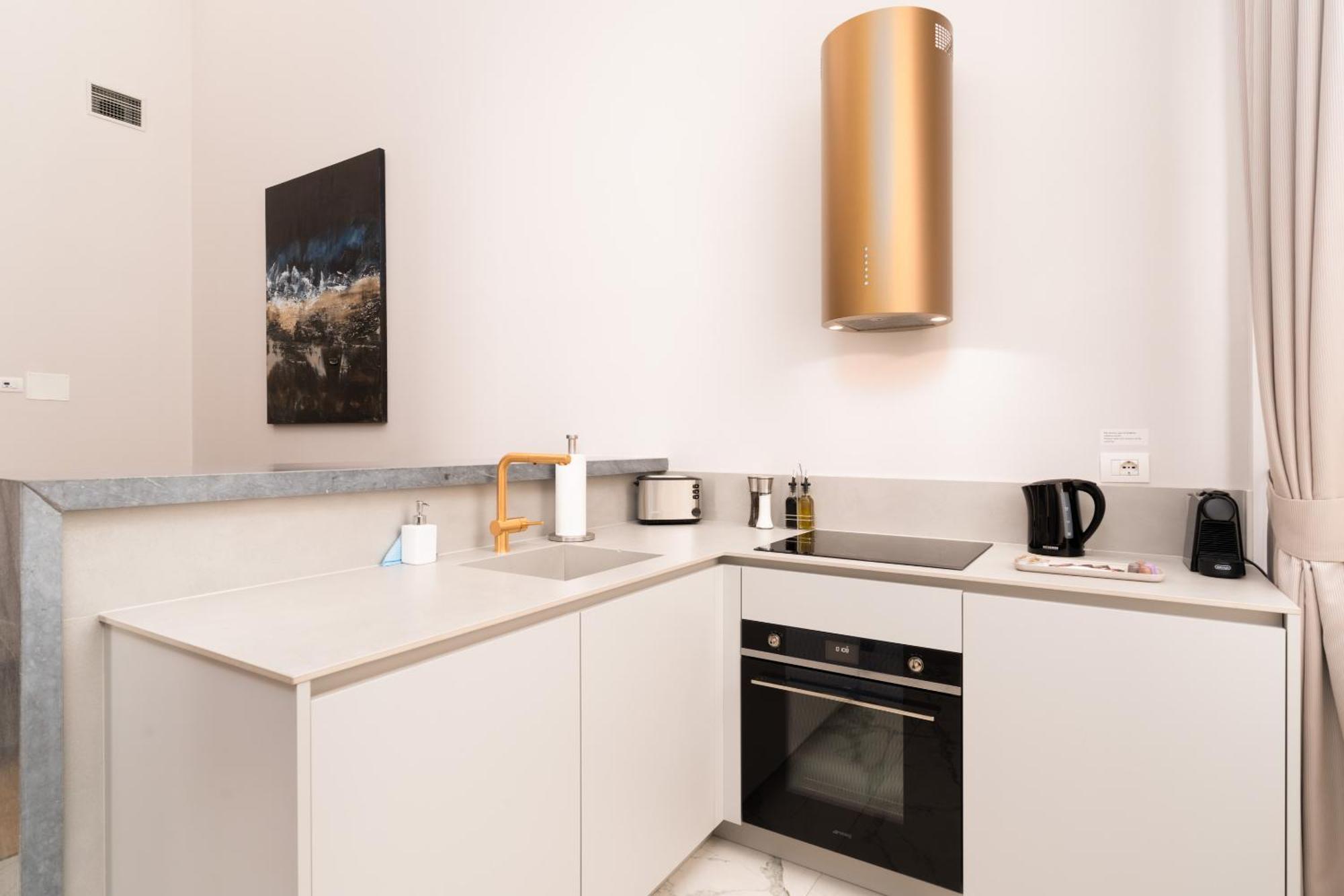 Limehome Lecce Palazzo Bn Экстерьер фото