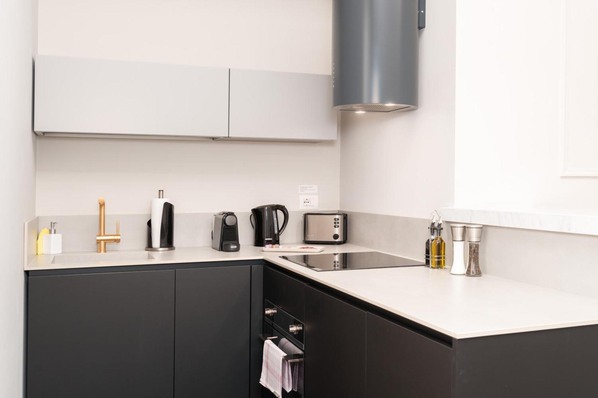 Limehome Lecce Palazzo Bn Экстерьер фото